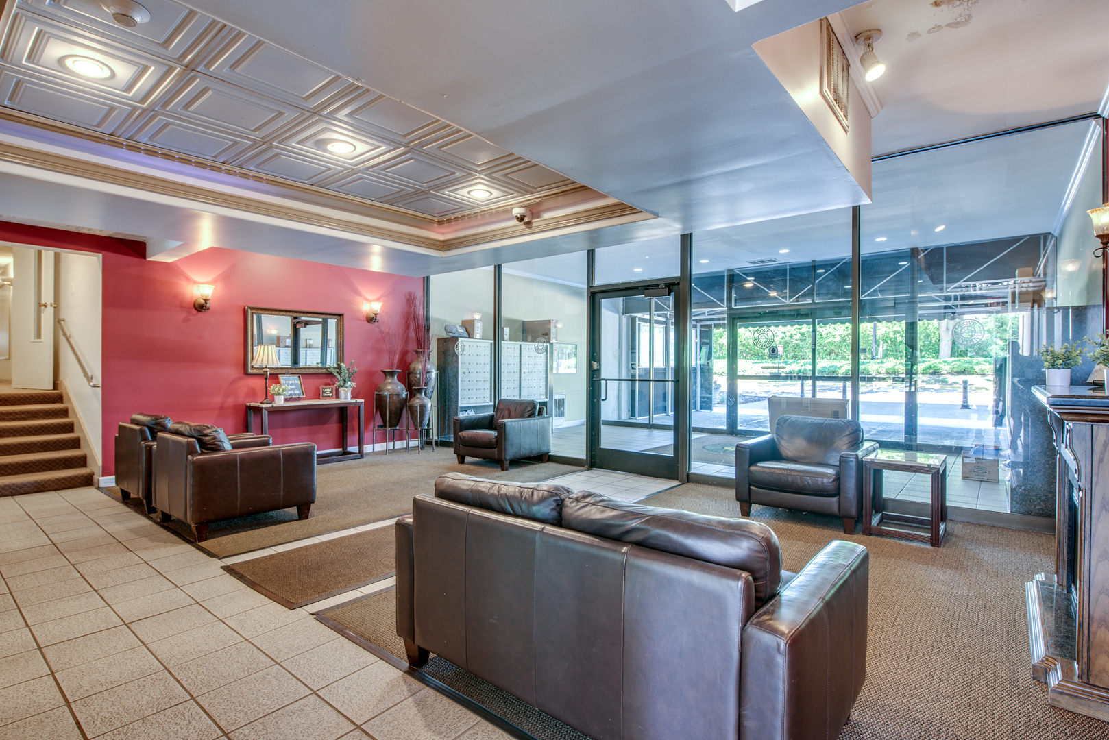 2015 S. Finley Road 612