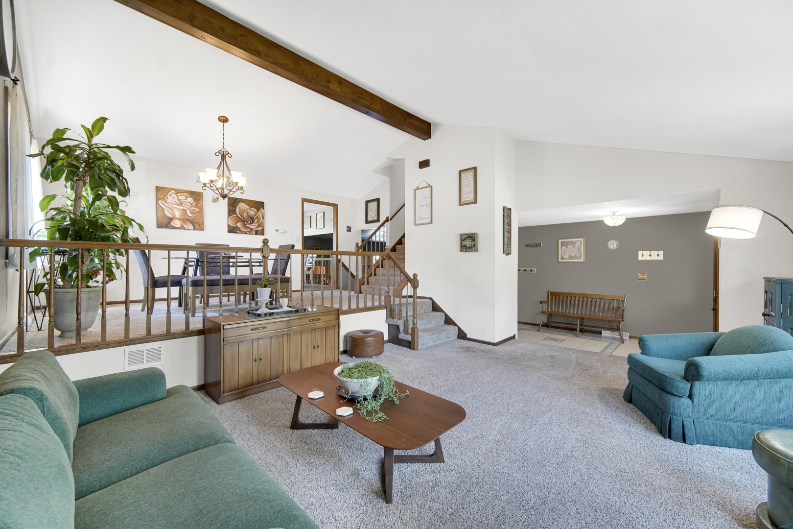 13036 Meadowlark Court