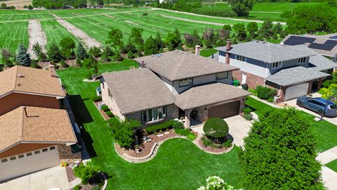 Tiny photo for 13036 Meadowlark Court, Homer Glen, IL 60491 (MLS # 12663275)