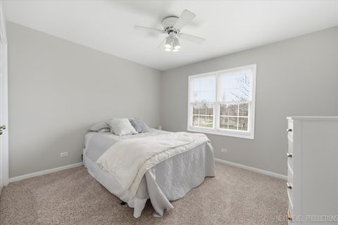 Tiny photo for 2984 Marshfield Court, Elgin, IL 60124 (MLS # 12615166)
