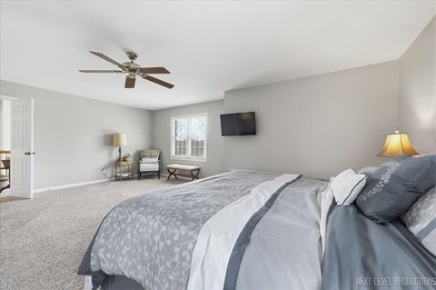 Tiny photo for 2984 Marshfield Court, Elgin, IL 60124 (MLS # 12615166)