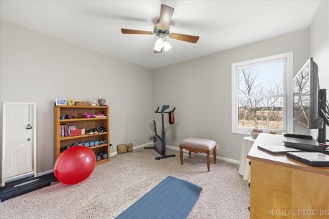 Tiny photo for 2984 Marshfield Court, Elgin, IL 60124 (MLS # 12615166)