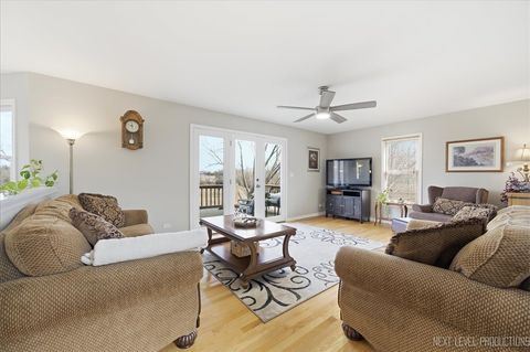 Tiny photo for 2984 Marshfield Court, Elgin, IL 60124 (MLS # 12615166)