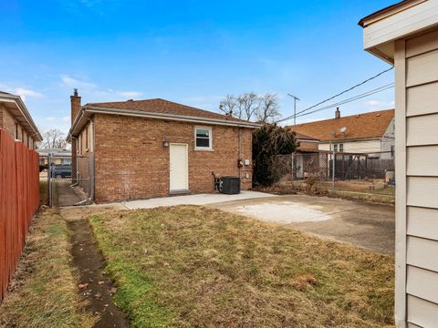 Tiny photo for 12321 S Green Street, Calumet Park, IL 60827 (MLS # 12570244)