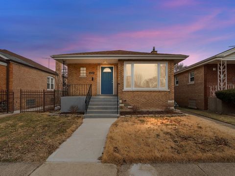 Tiny photo for 12321 S Green Street, Calumet Park, IL 60827 (MLS # 12570244)