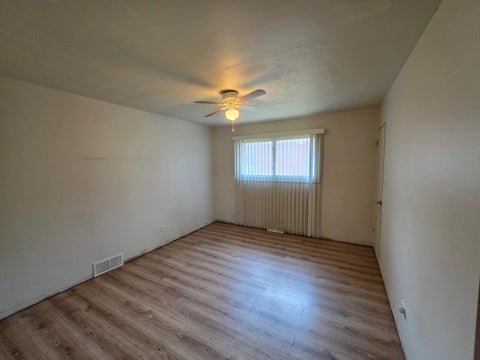 Tiny photo for 14104 S bensley Avenue, Burnham, IL 60633 (MLS # 12742530)