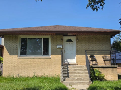 Tiny photo for 14104 S bensley Avenue, Burnham, IL 60633 (MLS # 12742530)