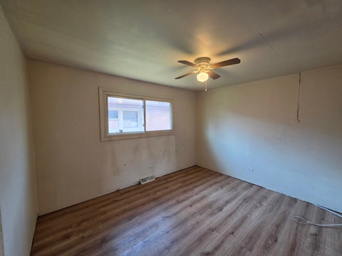 Tiny photo for 14104 S bensley Avenue, Burnham, IL 60633 (MLS # 12742530)
