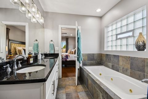 Tiny photo for 4345 S Indiana Avenue #4S, Chicago, IL 60653 (MLS # 12646814)