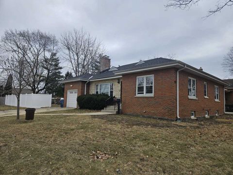 Tiny photo for 45 N Wisconsin Avenue N, Addison, IL 60101 (MLS # 12574702)