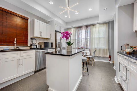 Tiny photo for 2920 N Gresham Avenue, Chicago, IL 60618 (MLS # 12641128)