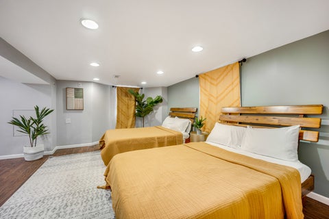 Tiny photo for 2920 N Gresham Avenue, Chicago, IL 60618 (MLS # 12641128)