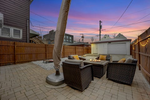 Tiny photo for 2920 N Gresham Avenue, Chicago, IL 60618 (MLS # 12641128)