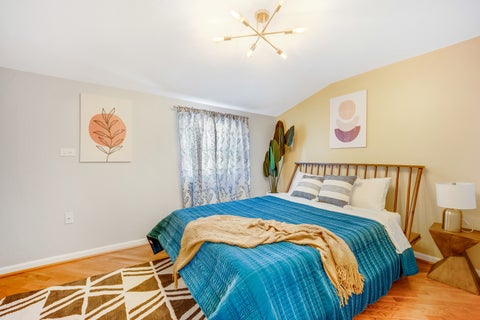 Tiny photo for 2920 N Gresham Avenue, Chicago, IL 60618 (MLS # 12641128)