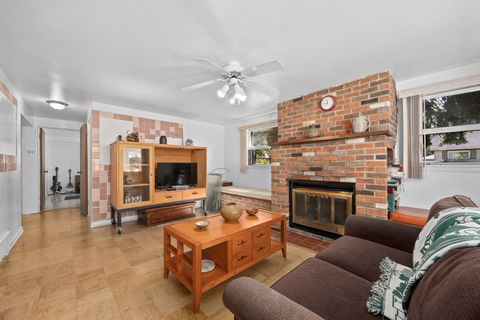 Tiny photo for 16948 Glen Oaks Drive, Country Club Hills, IL 60478 (MLS # 12701569)