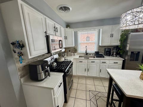 Tiny photo for 10806 S Avenue O, Chicago, IL 60617 (MLS # 12714241)