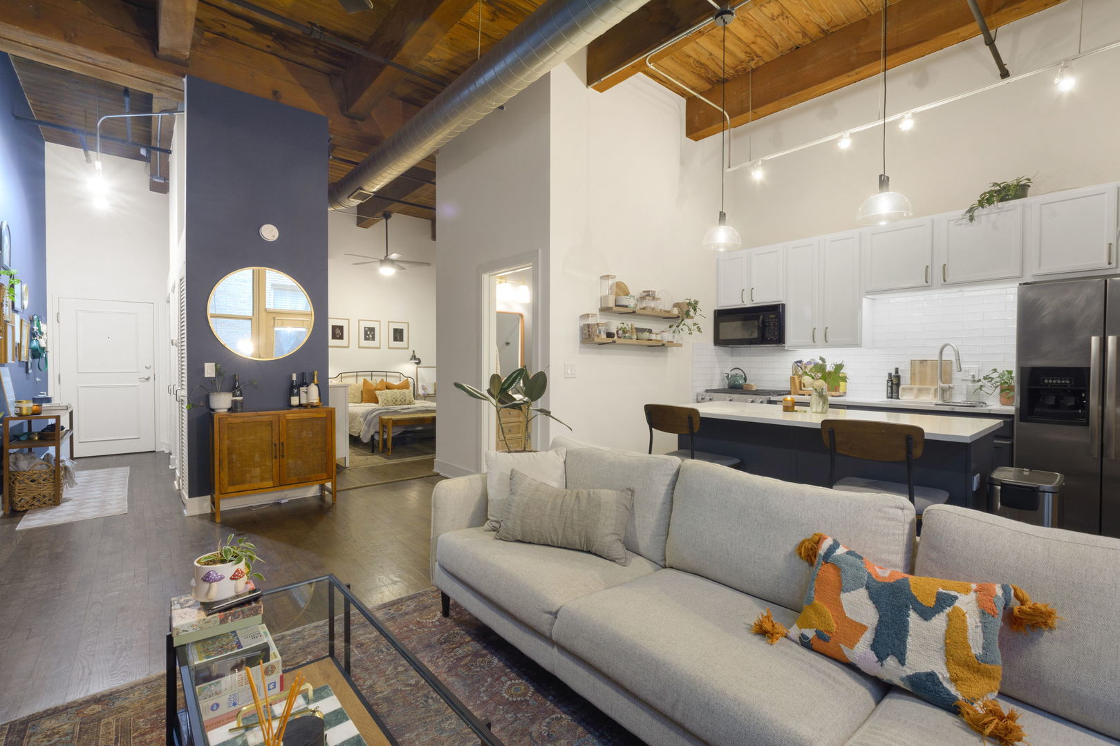 1500 W Monroe Street 408