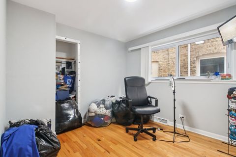 Tiny photo for 8613 Trumbull Avenue, Skokie, IL 60076 (MLS # 12503935)