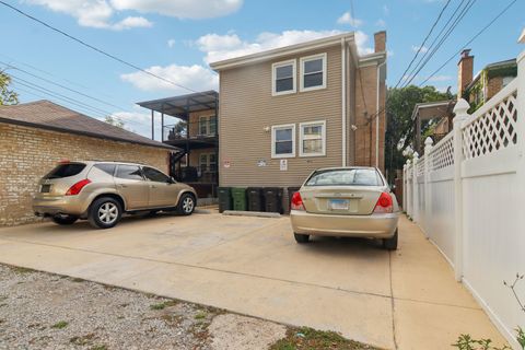 Tiny photo for 8613 Trumbull Avenue, Skokie, IL 60076 (MLS # 12503935)