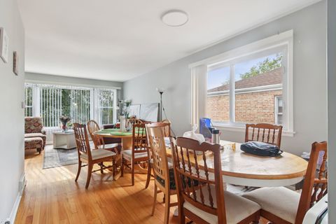 Tiny photo for 8613 Trumbull Avenue, Skokie, IL 60076 (MLS # 12503935)