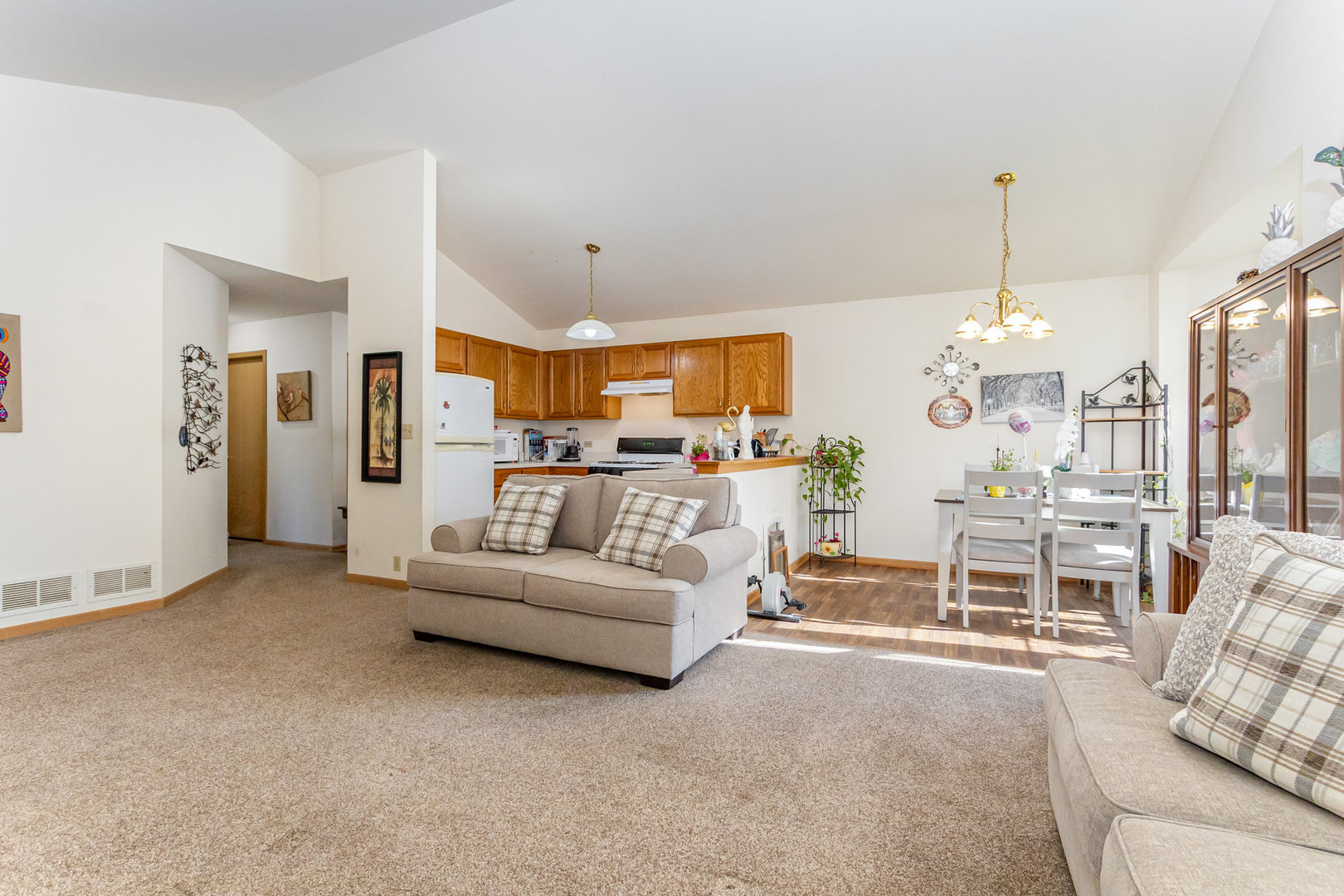 1804 Willow Circle Drive 1804