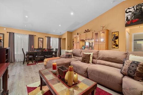 Tiny photo for 39806 Waterloo Drive, Beach Park, IL 60083 (MLS # 12619754)