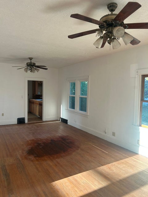 Tiny photo for 326 Sycamore Lane, Machesney Park, IL 61115 (MLS # 12757634)