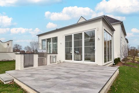 Tiny photo for 533 Kensington Court, Hinsdale, IL 60521 (MLS # 12548939)