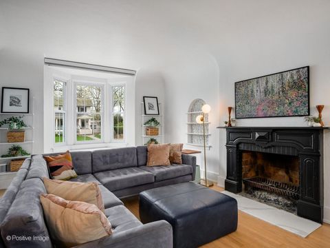 Tiny photo for 305 Maplewood Road, Riverside, IL 60546 (MLS # 12569322)