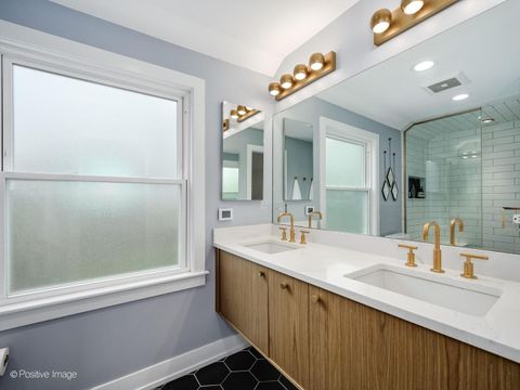 Tiny photo for 305 Maplewood Road, Riverside, IL 60546 (MLS # 12569322)