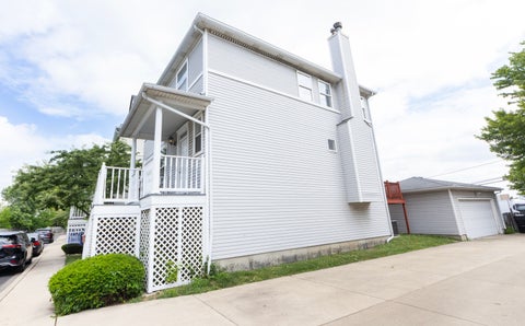Tiny photo for 4257 N Kolmar Avenue, Chicago, IL 60641 (MLS # 12697038)