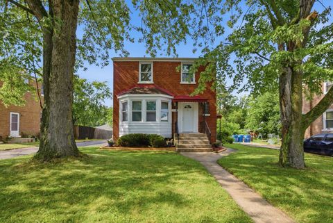 Photo of 1130 156th Place, Calumet City, IL 60409 (MLS # 12712126)