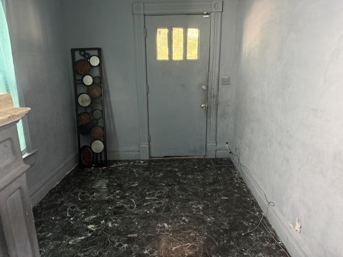 Tiny photo for 605 W Armstrong Avenue, Peoria, IL 61606 (MLS # 12748966)