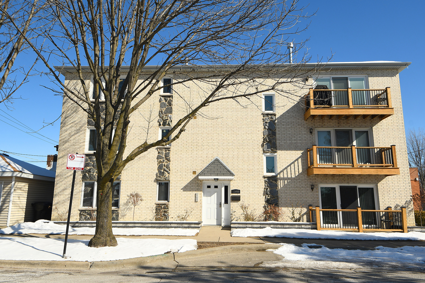 11055 S Hamlin Avenue 1