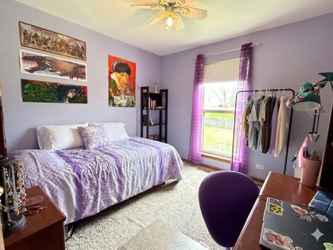 Tiny photo for 2022 N Aspen Drive, Woodstock, IL 60098 (MLS # 12632250)