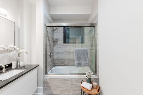Tiny photo for 4453 S Lake Park Avenue #4, Chicago, IL 60653 (MLS # 12342744)