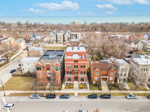 Tiny photo for 4453 S Lake Park Avenue #4, Chicago, IL 60653 (MLS # 12342744)