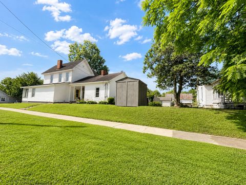 Tiny photo for 621 Girard Street, Metropolis, IL 62960 (MLS # 12670075)
