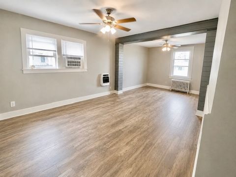 Tiny photo for 621 Girard Street, Metropolis, IL 62960 (MLS # 12670075)