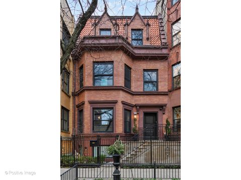 458 W Deming Place Chicago IL 60614