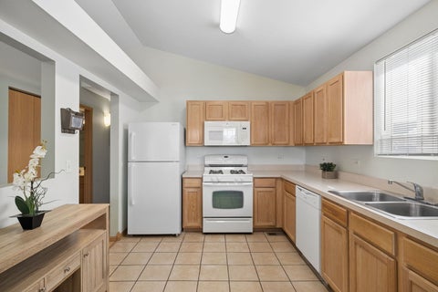 Tiny photo for 814 Symphony Drive, Aurora, IL 60504 (MLS # 12666412)