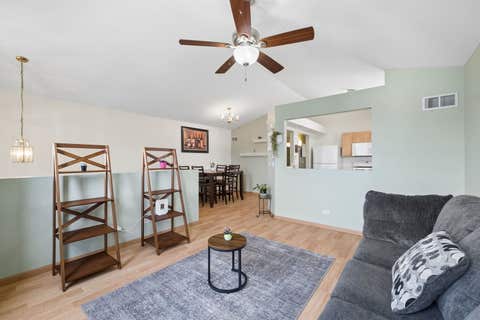 Tiny photo for 814 Symphony Drive, Aurora, IL 60504 (MLS # 12666412)