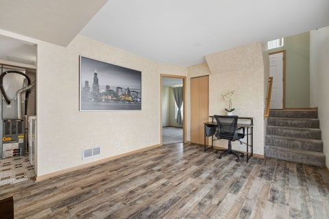 Tiny photo for 814 Symphony Drive, Aurora, IL 60504 (MLS # 12666412)
