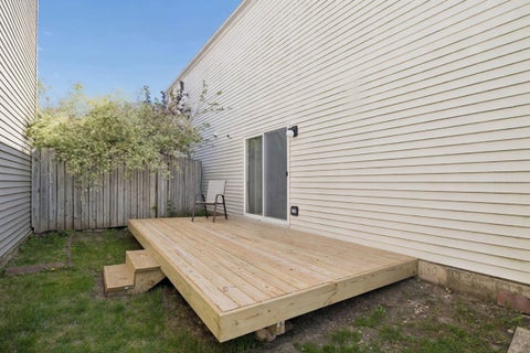 Tiny photo for 814 Symphony Drive, Aurora, IL 60504 (MLS # 12666412)