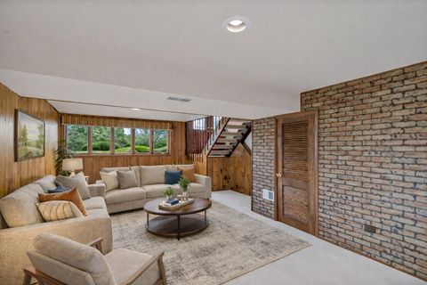 Tiny photo for 8532 W 107th Street, Palos Hills, IL 60465 (MLS # 12516448)
