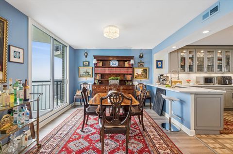 Tiny photo for 6007 N Sheridan Road #15B, Chicago, IL 60660 (MLS # 12588659)