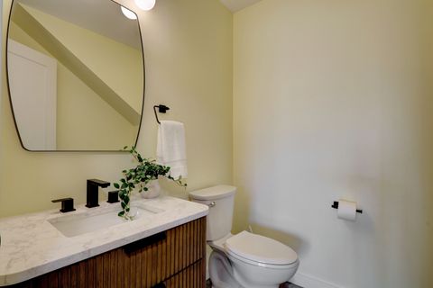 Tiny photo for 1156 Oakmeadow Court, Gurnee, IL 60031 (MLS # 12682272)