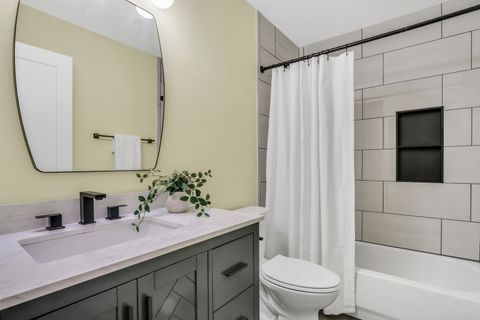 Tiny photo for 1156 Oakmeadow Court, Gurnee, IL 60031 (MLS # 12682272)