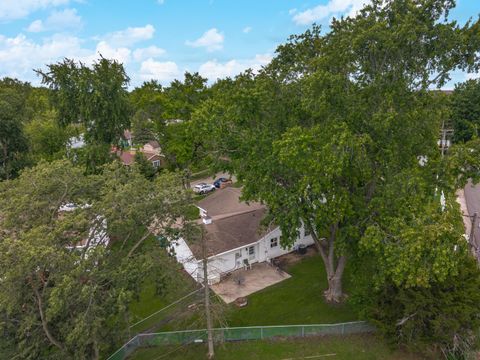 Tiny photo for 3 Manor Drive, Pontiac, IL 61764 (MLS # 12680061)