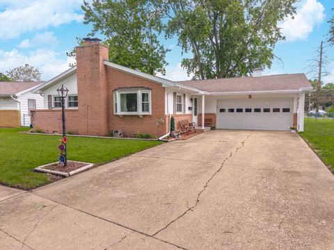 Tiny photo for 3 Manor Drive, Pontiac, IL 61764 (MLS # 12680061)